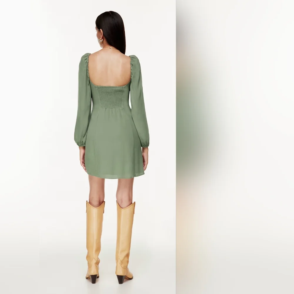 Aritzia Wilfred Novella Elegant Sage Long-Sleeve Dress - Picture 2 of 13